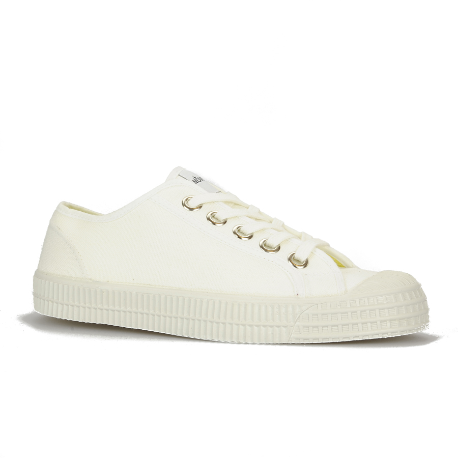 Novesta star hot sale master plimsolls